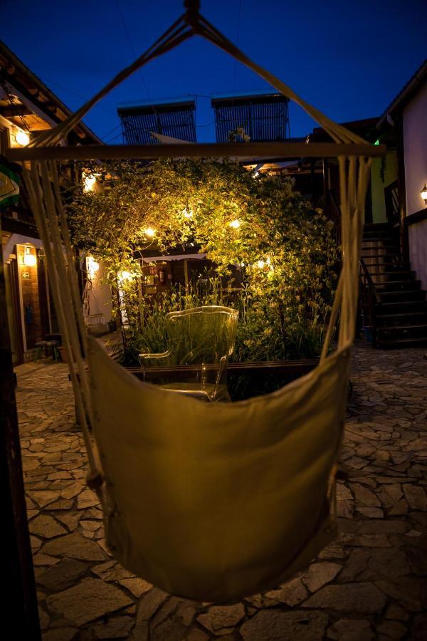 Bazart Vama Veche Hostel Exterior photo