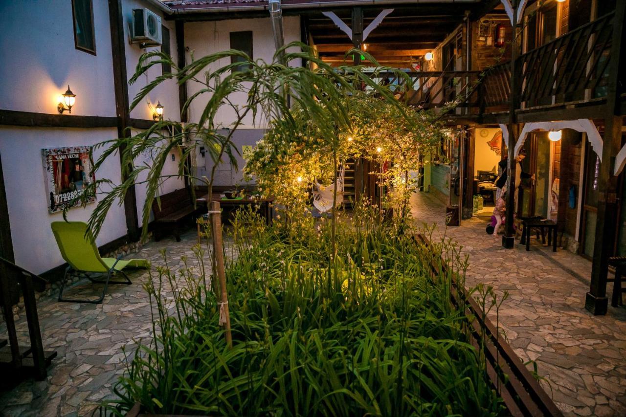 Bazart Vama Veche Hostel Exterior photo
