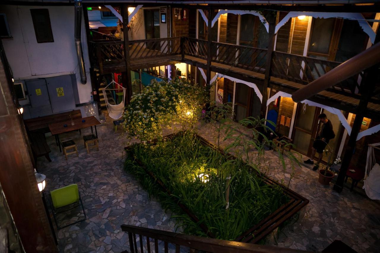 Bazart Vama Veche Hostel Exterior photo